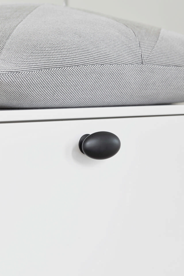 Oval Simple w/Pins