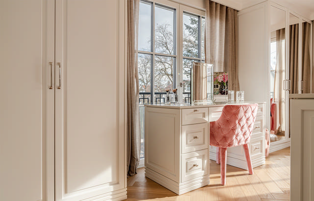 Nadine 6809 - Heritage